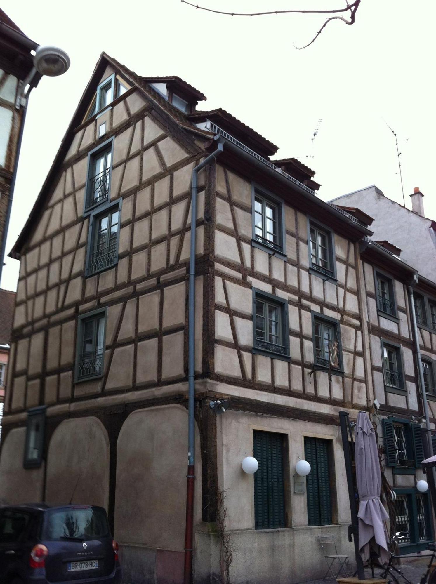 Appartements Au-Dessus Du... Strasbourg Eksteriør billede