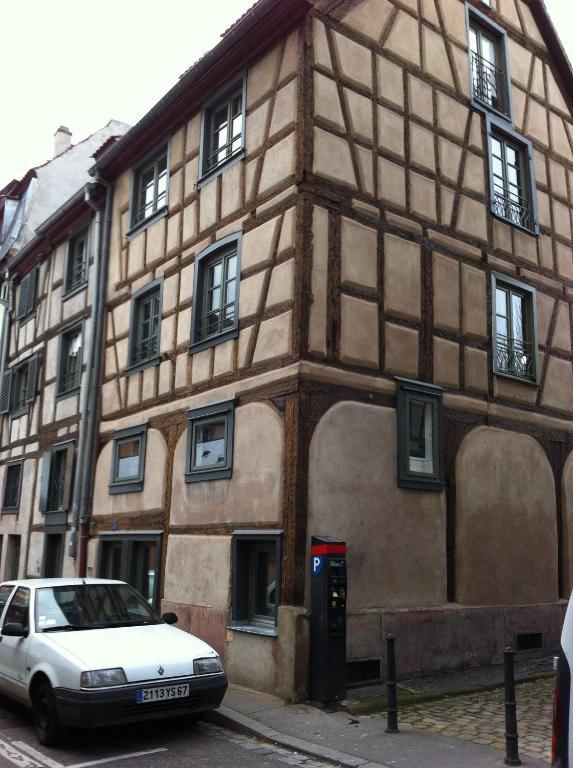 Appartements Au-Dessus Du... Strasbourg Eksteriør billede